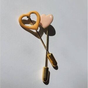 Vintage Gold Tone Heart Shaped Lapel Pin Set Peach Pink Enamel Accent